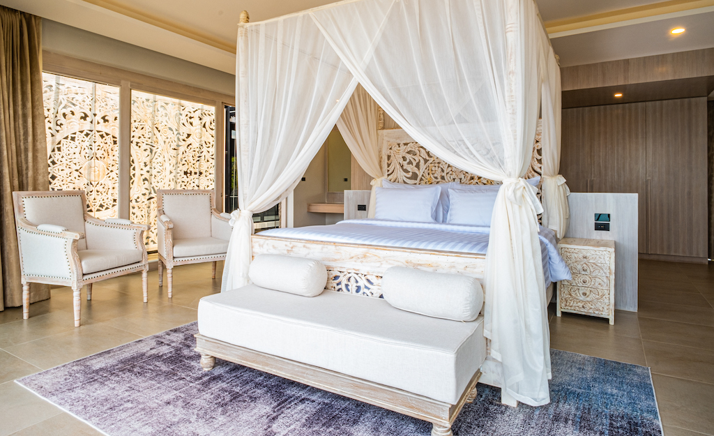 Koh Samui Luxury Villa For Sale Master Bedroom