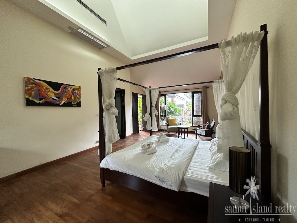 Koh Samui Bali Style Villa MAster Room