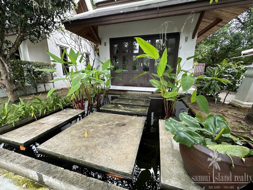 Koh Samui Bali Style Villa Walkway