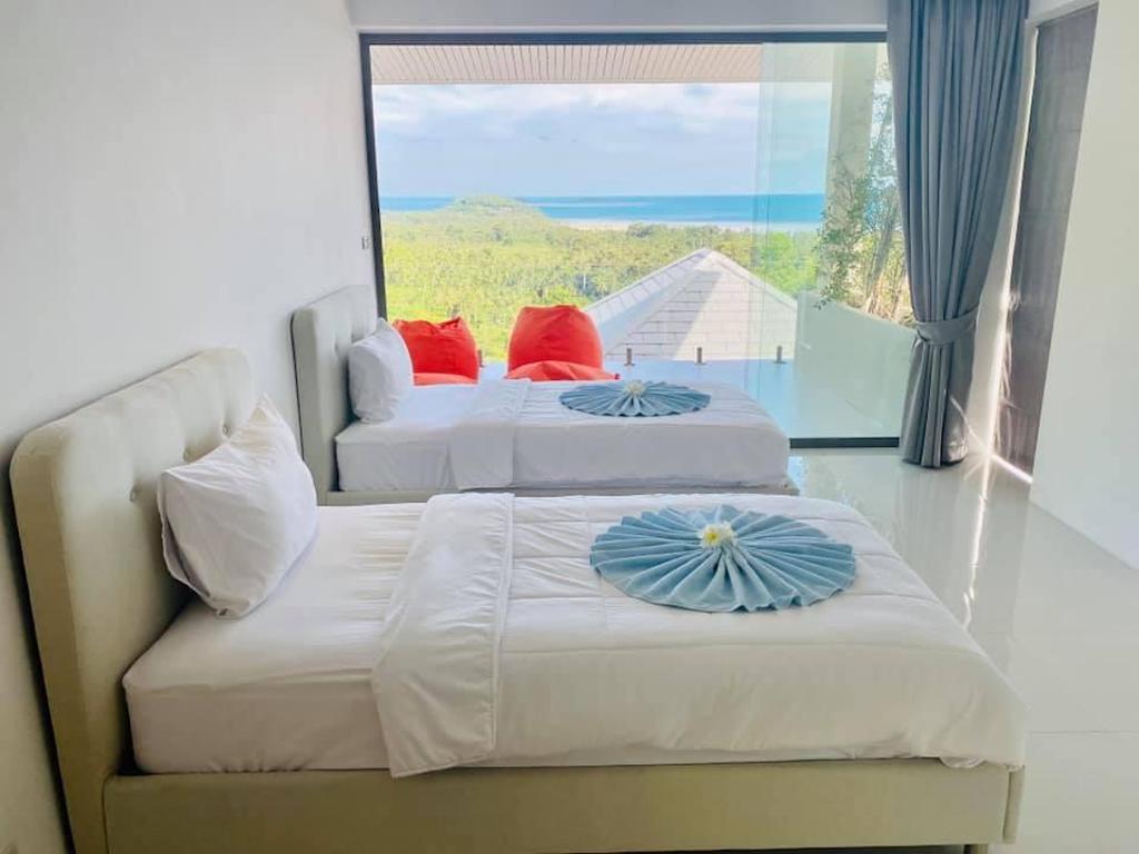 Taling Ngam Sea View Villa bedroom 2
