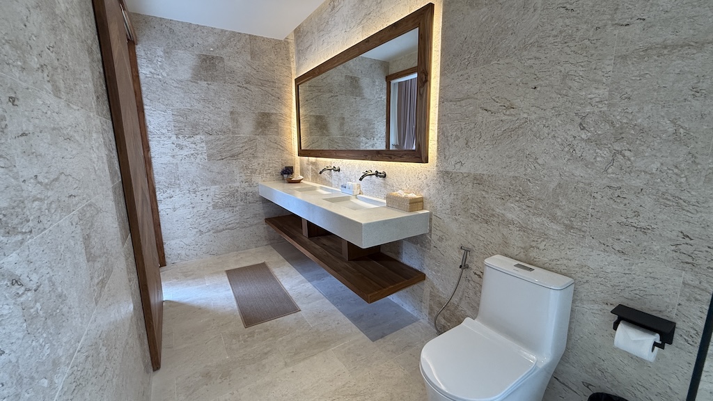 Koh Samui 1-Bed Villas Bathroom