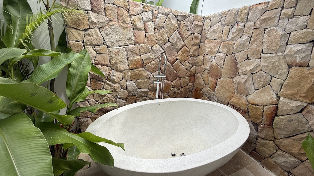 Koh Samui 1-Bed Villas Bath