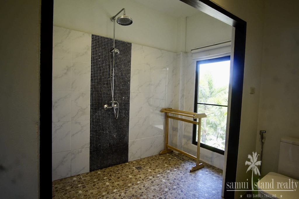 Koh Samui 4-Bedroom Sea View Villa Shower