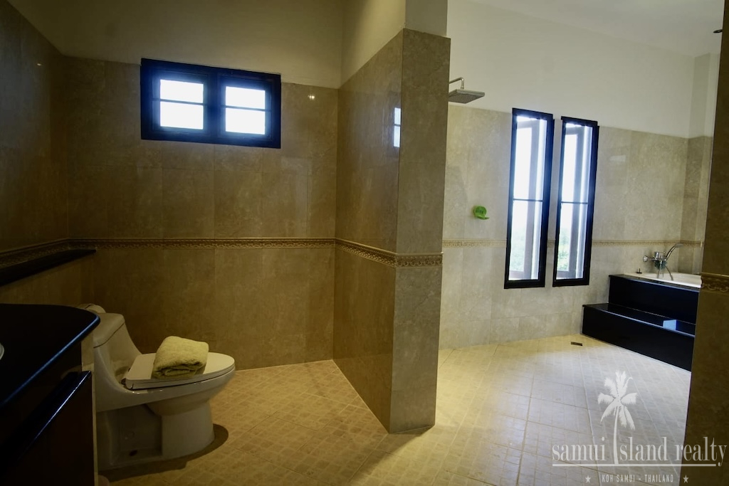 Koh Samui 4-Bedroom Sea View Villa Bathroom