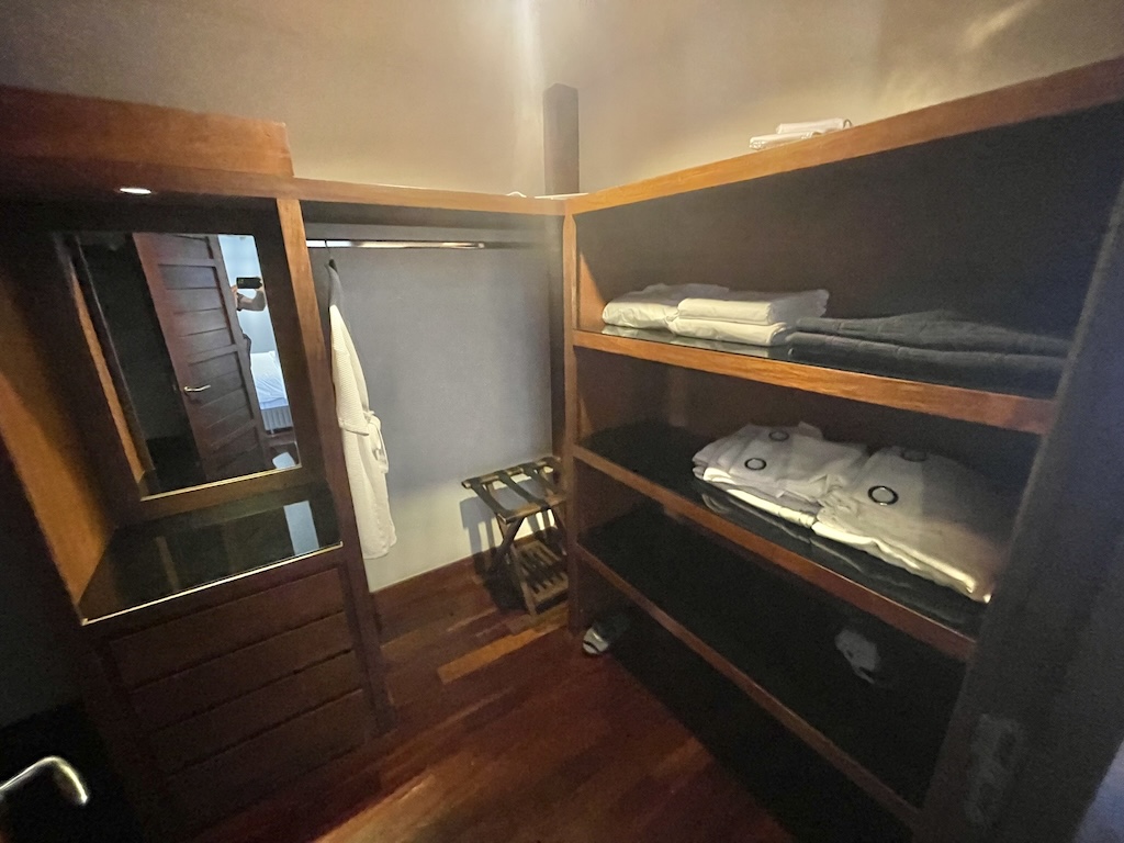 Koh Samui Sea View Oceanfront Residence Wardrobe