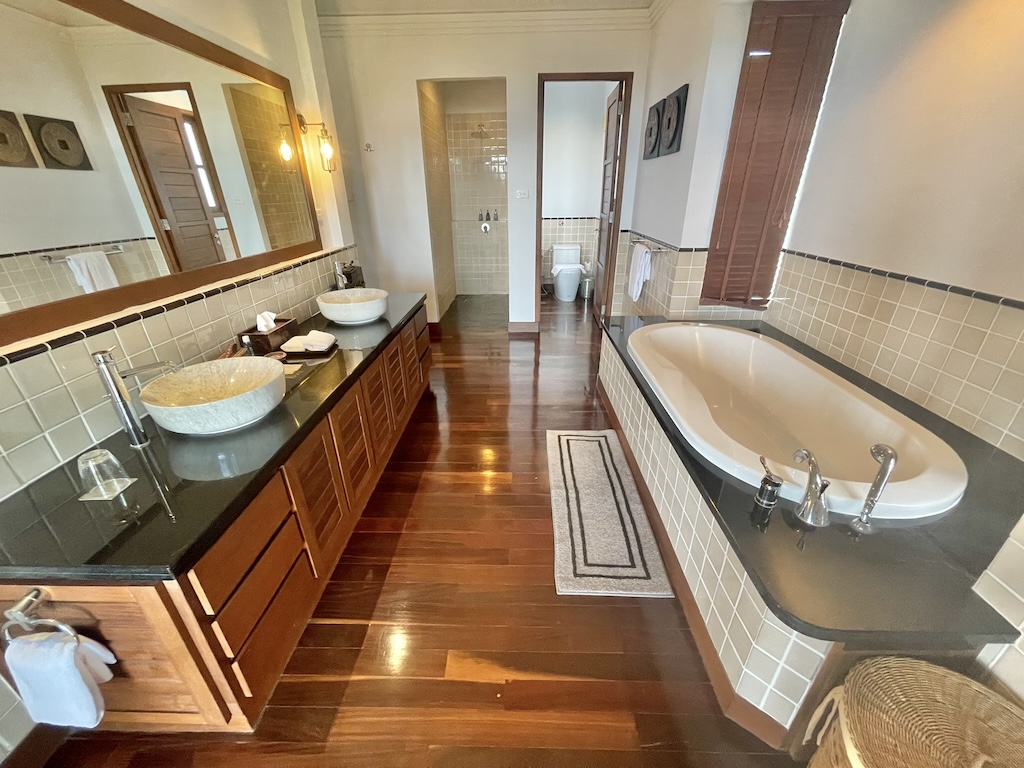 Koh Samui Sea View Oceanfront Residence Bathroom