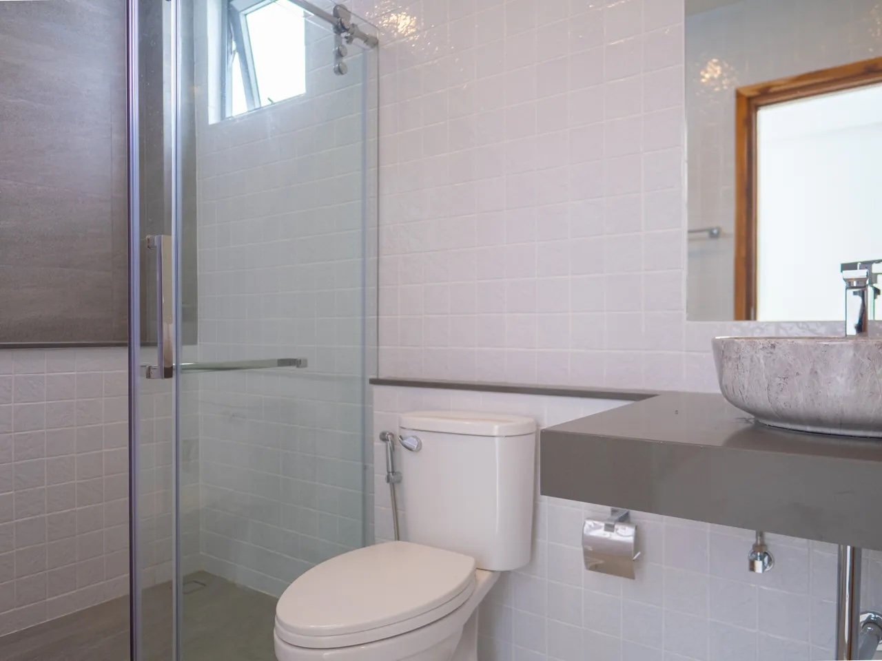 One Bophut Luxury Residence Bathroom