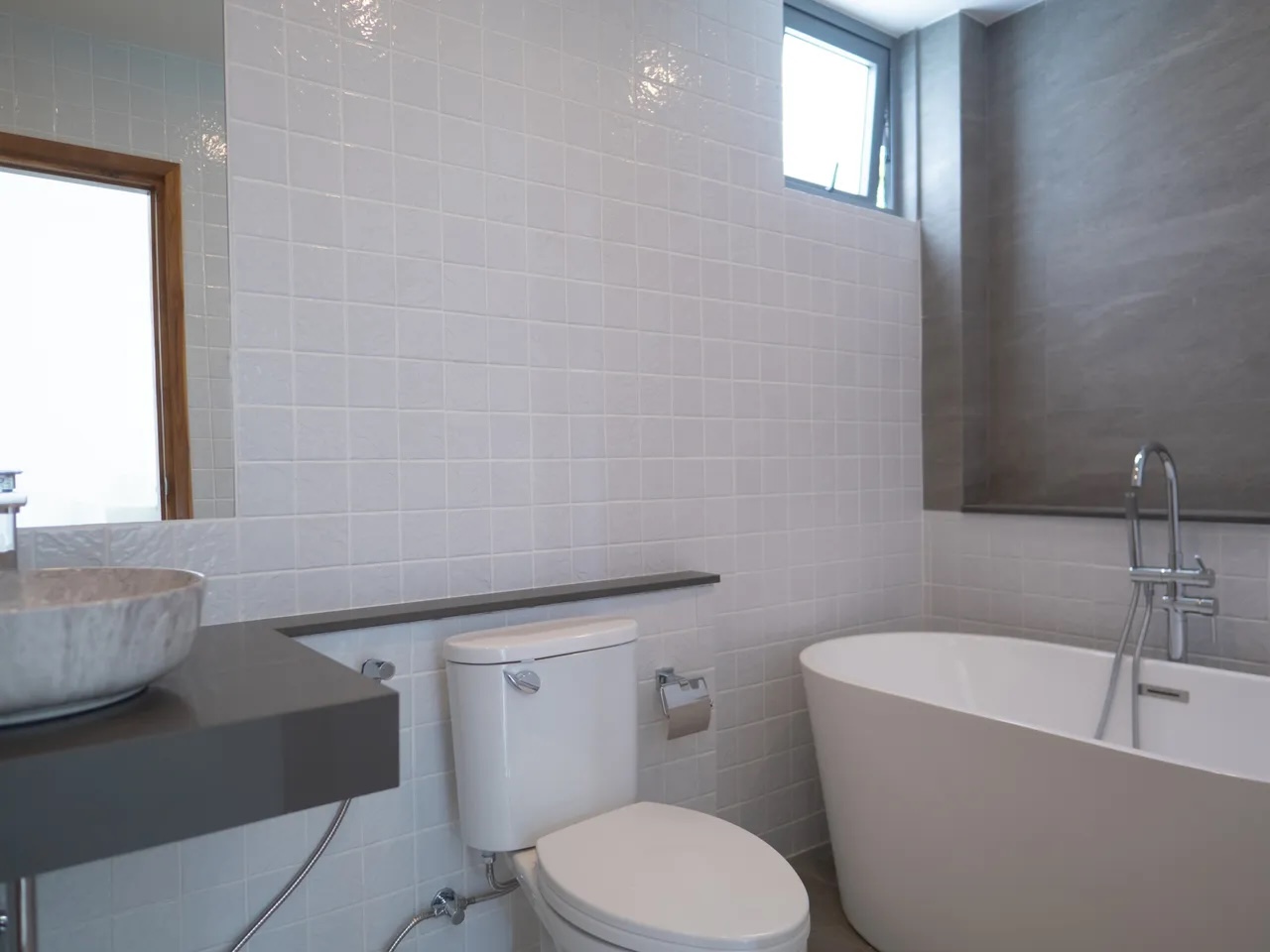 One Bophut Luxury Residence Bathroom