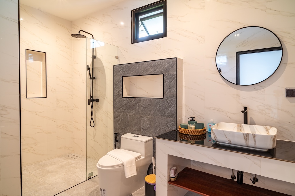 Villas For Sale In Lamai Koh Samui Bathroom