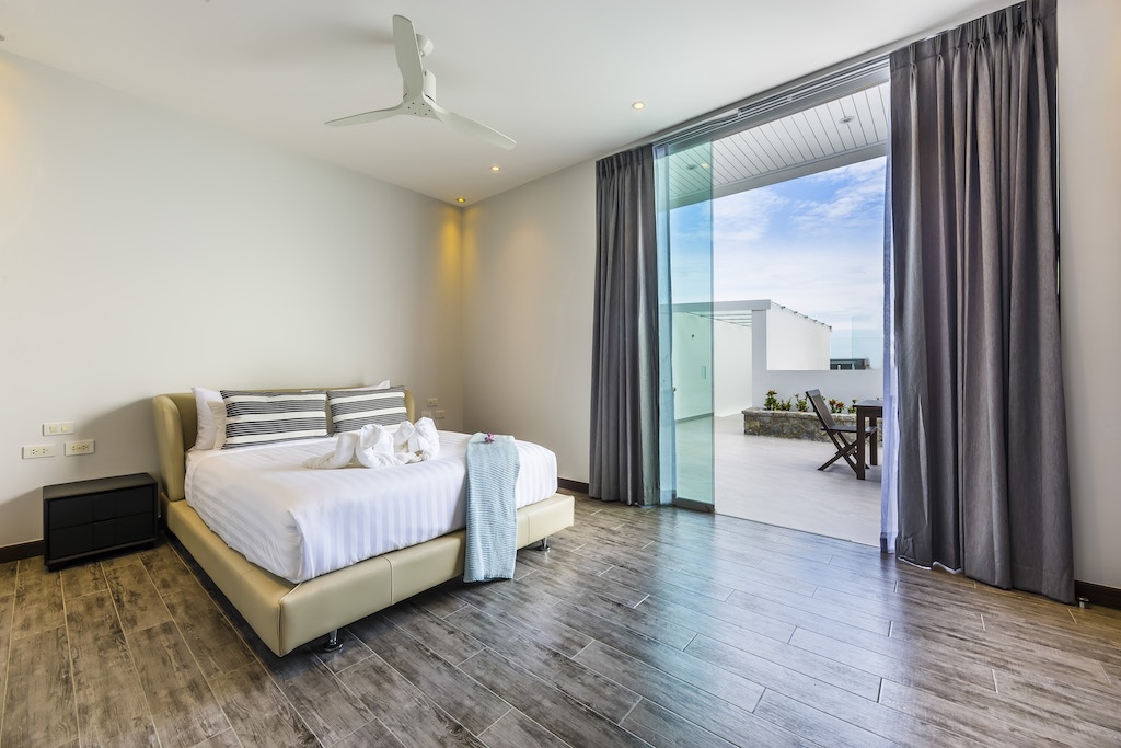 Luxury Property For Sale In Koh Samui Bedroom