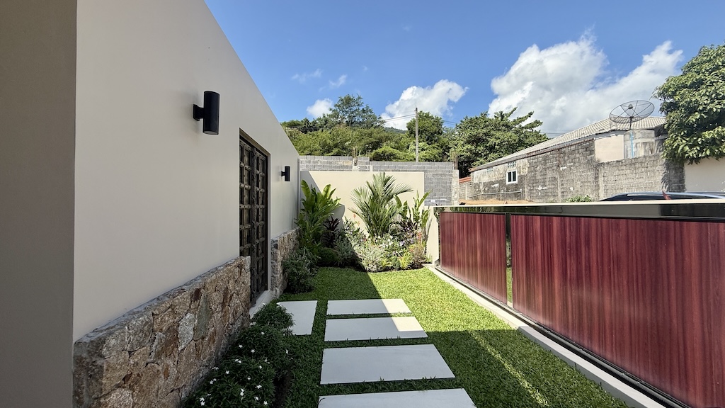 Koh Samui Move In Ready Villa Entrance