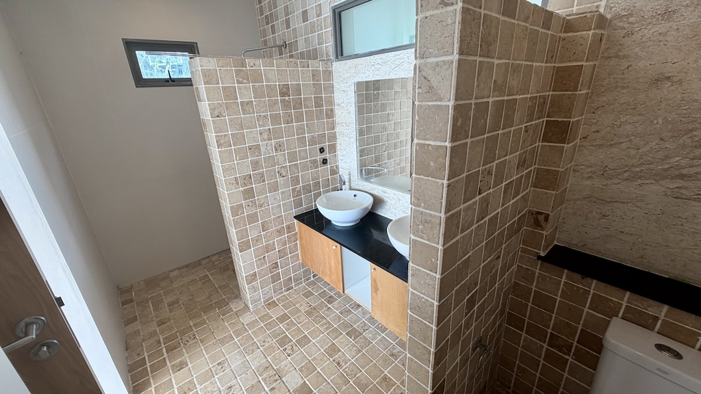 Koh Samui Sea View Property In Chaweng Noi Bathroom