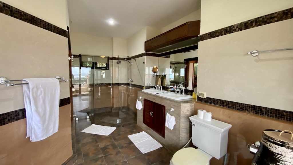 Koh Samui Thai Style Property For Sale Bathroom