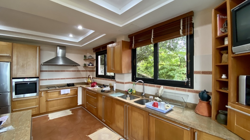 Koh Samui Thai Style Property For Sale Kitchen
