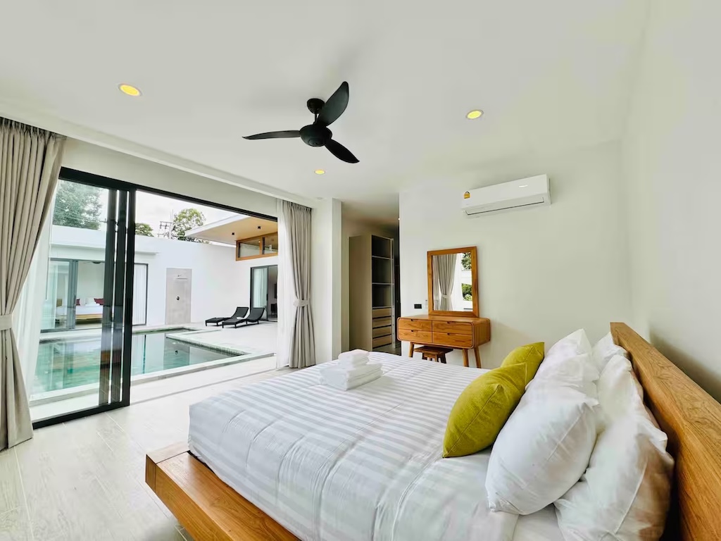 Koh Samui Villa For Sale In Bangrak Bedroom