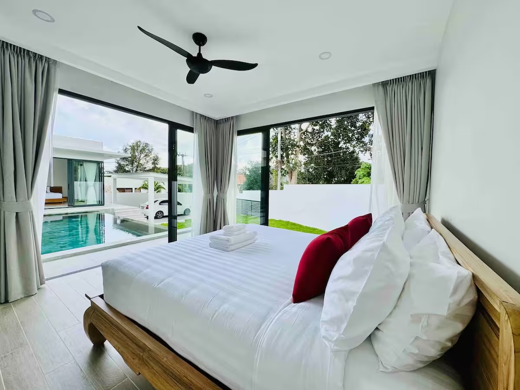 Koh Samui Villa For Sale In Bangrak Bedroom