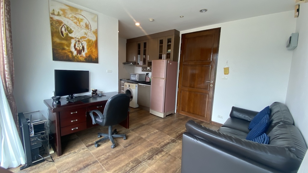 Baan Arisara One Bedroom Apartment Interior
