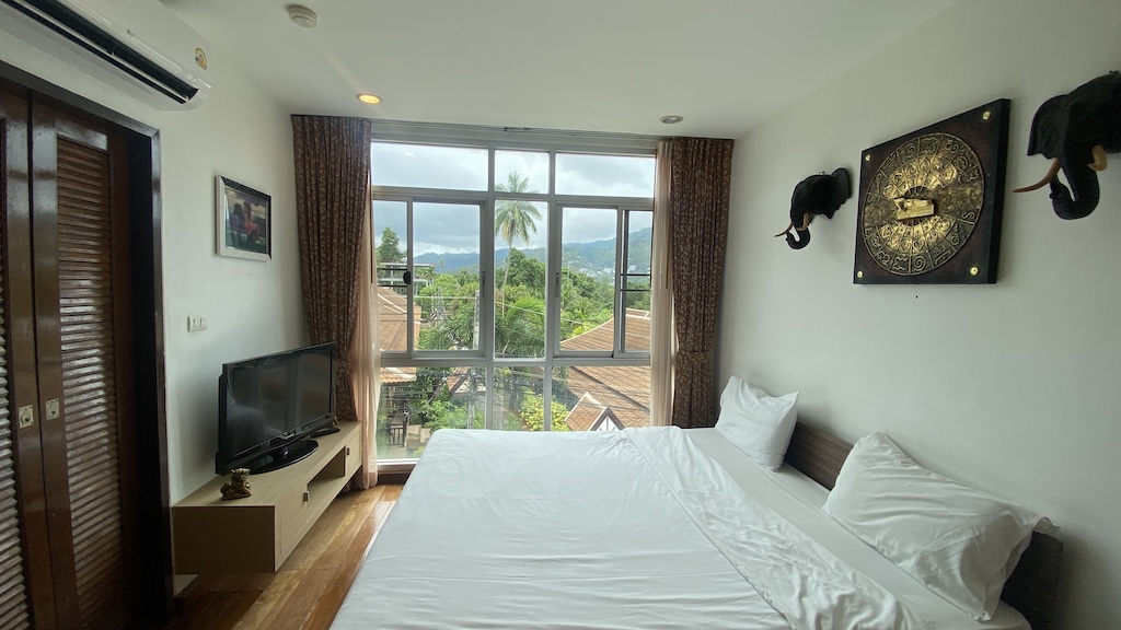 Baan Arisara One Bedroom Apartment Bedroom