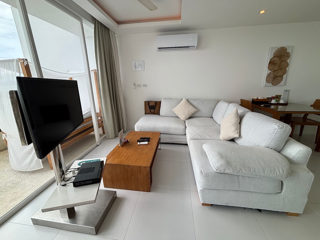 Code Samui Lounge
