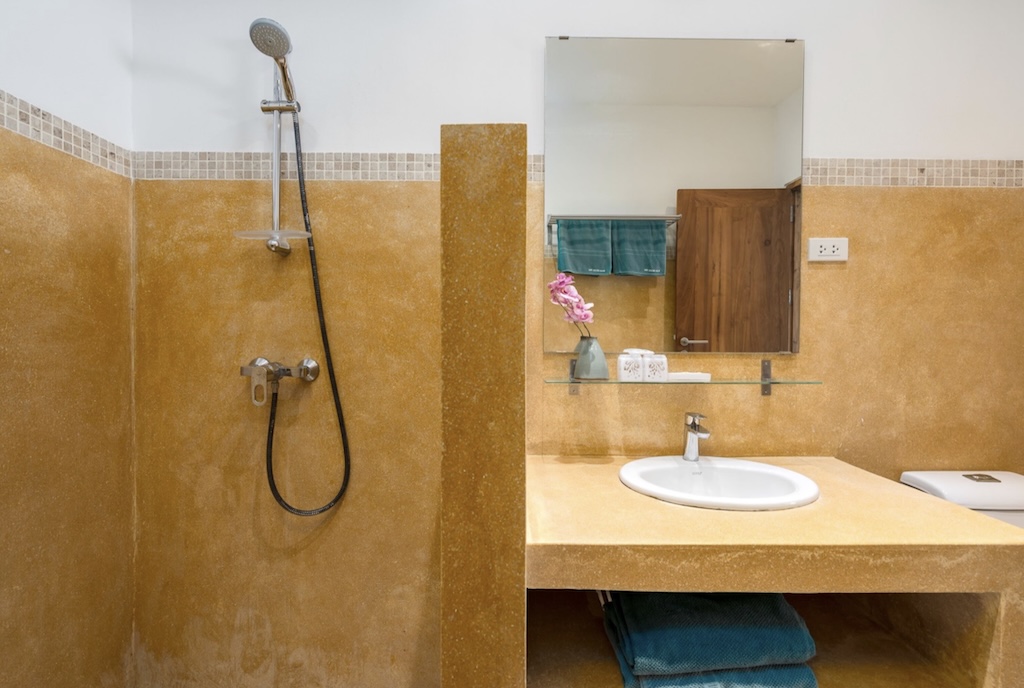 Koh Samui Dual Villa Property Shower
