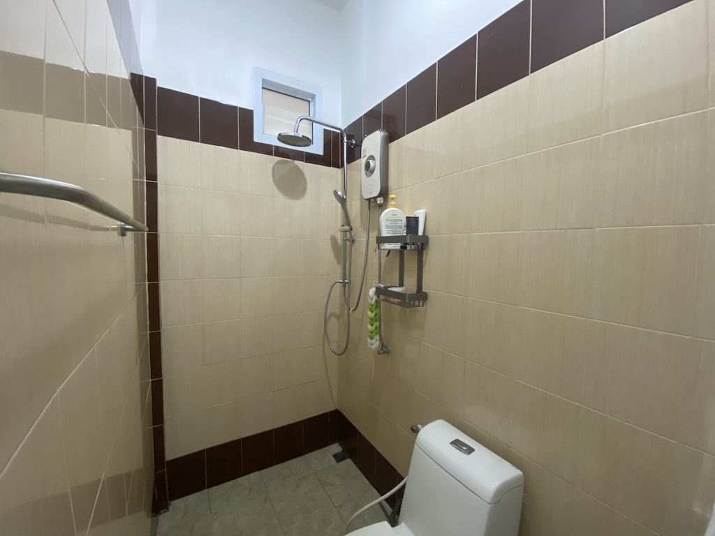Koh Samui Maena Bungalow Bathroom