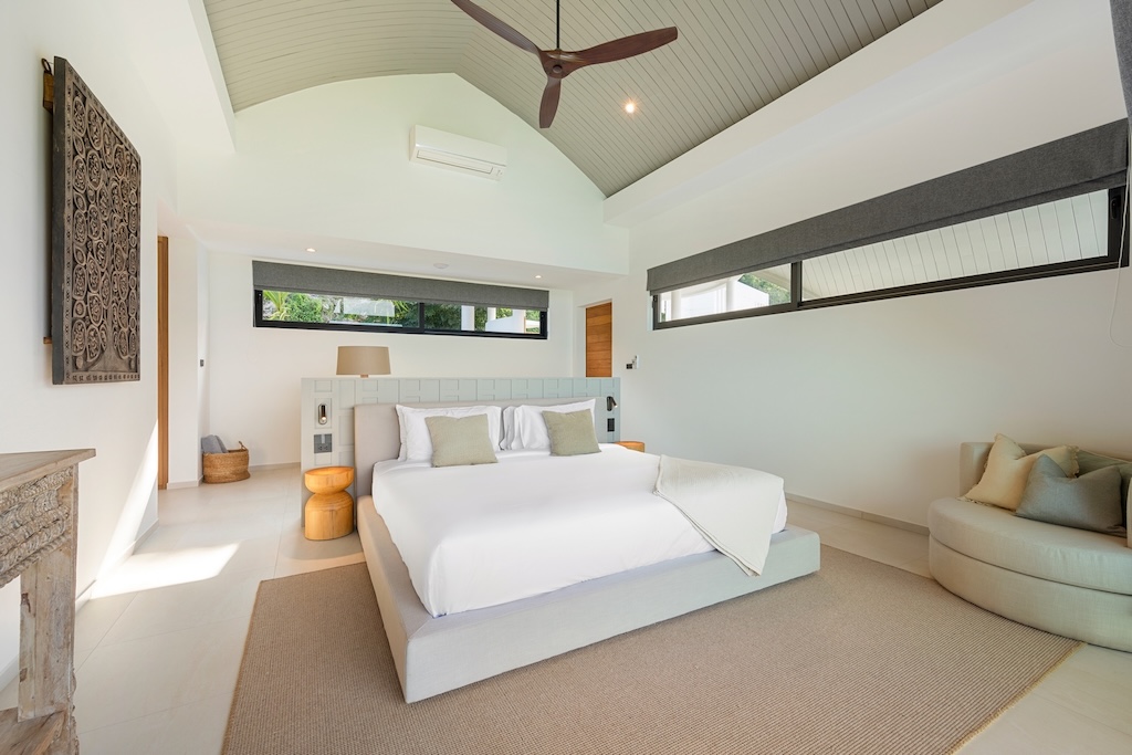 Luxury Sea View Villa For Sale in Laem Set Koh Samui Bedroom
