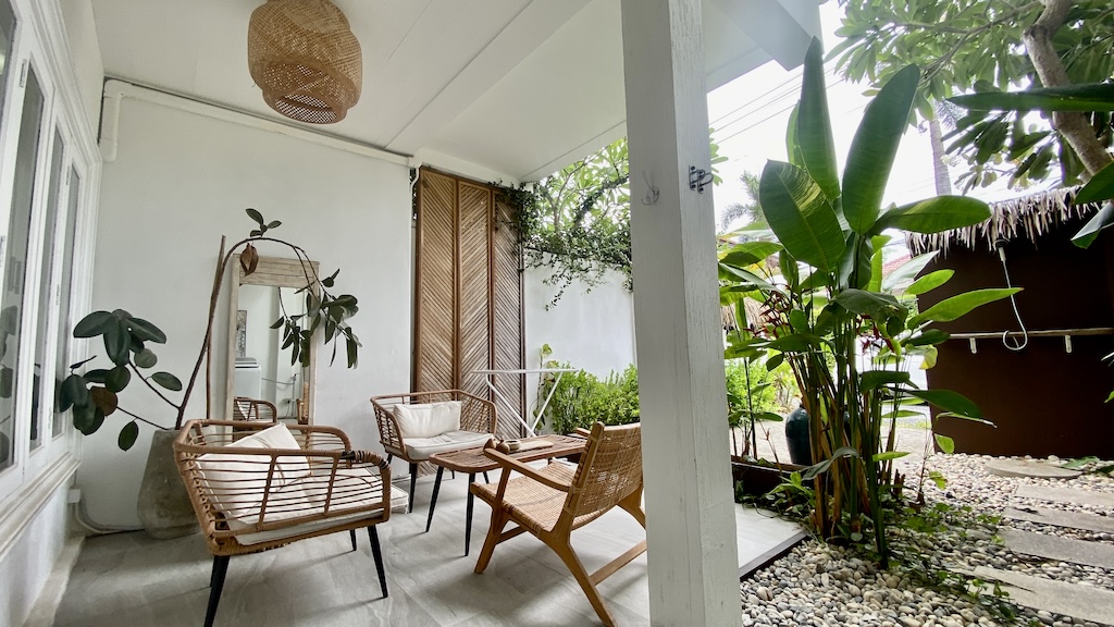 Bangrak Modern Townhouse For Sale Terrace