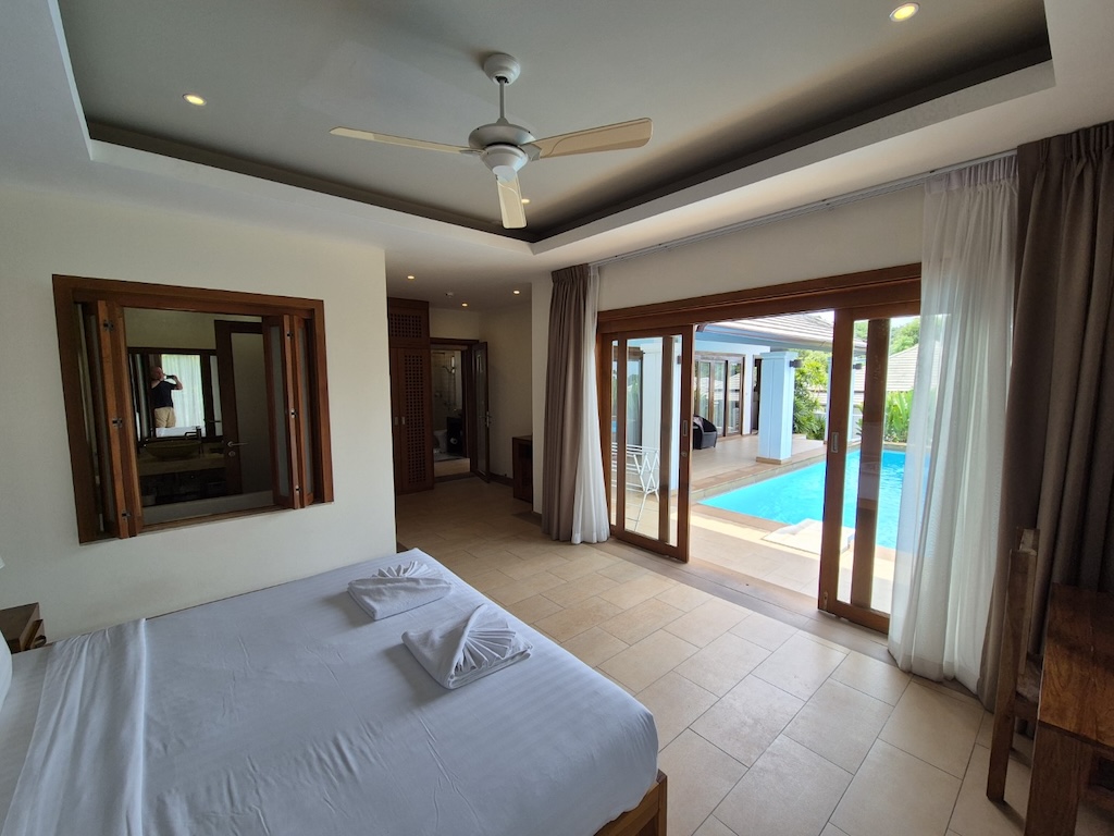 Koh Samui Choeng Mon Villa For Sale Bedroom