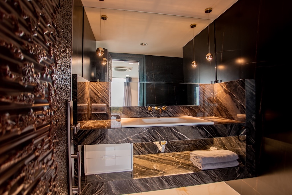 Luxury Koh Samui Property For Sale Bathroom
