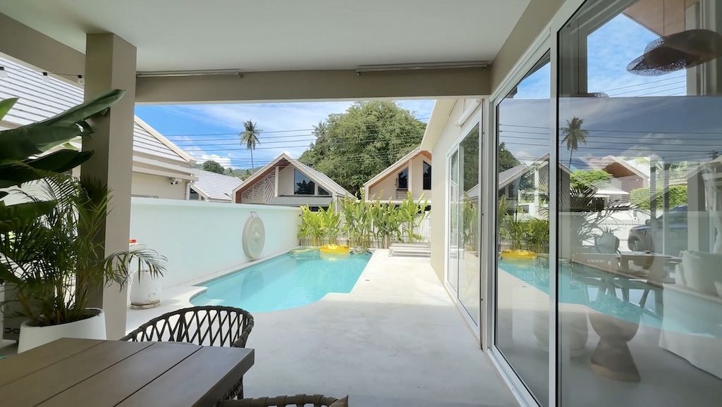 Pool Villa For Sale In Chaweng Outdoor Area