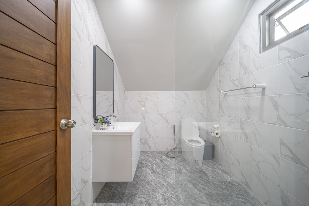 Pool Villa For Sale In Chaweng Koh Samui Bathroom