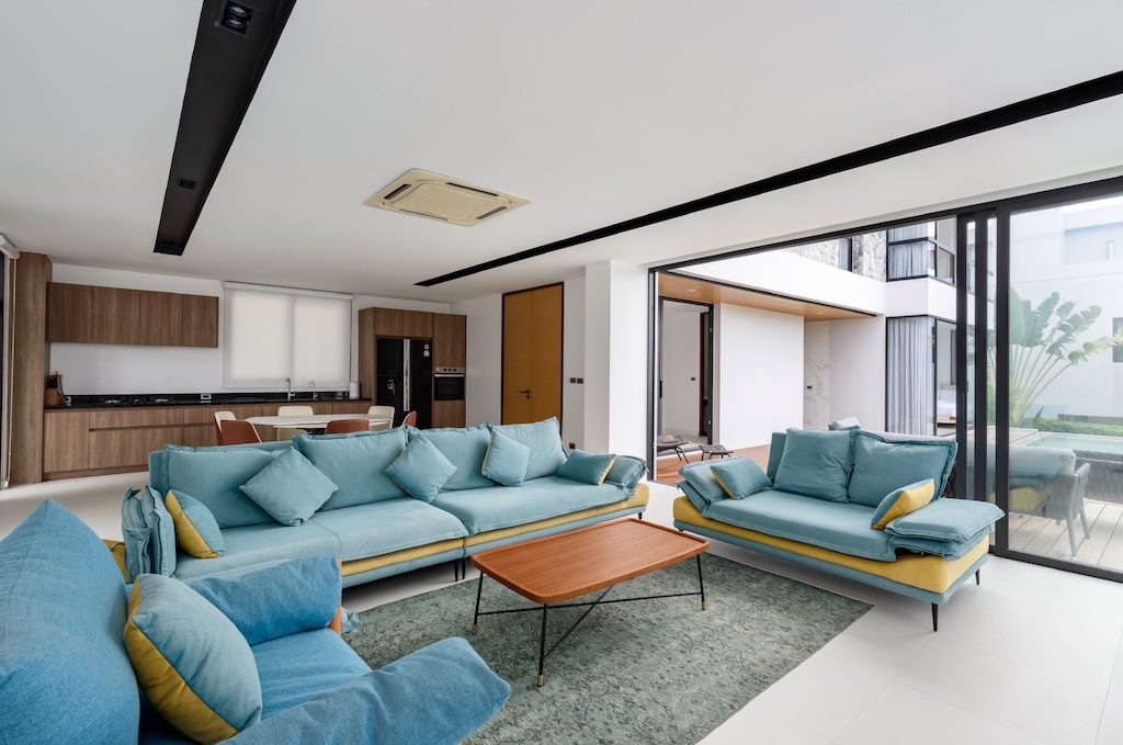 4-Bed Villa For Sale At The Bay Ko Samui Living Area