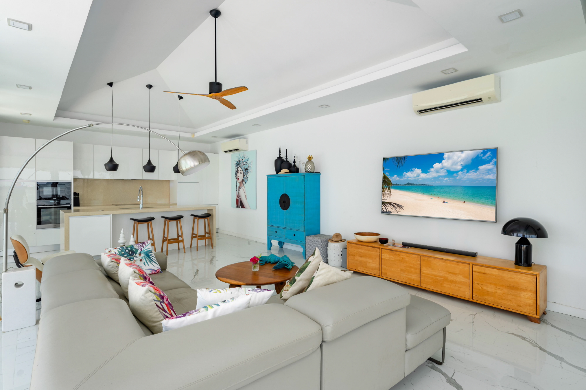 Koh Samui Beach Property For Sale Lounge