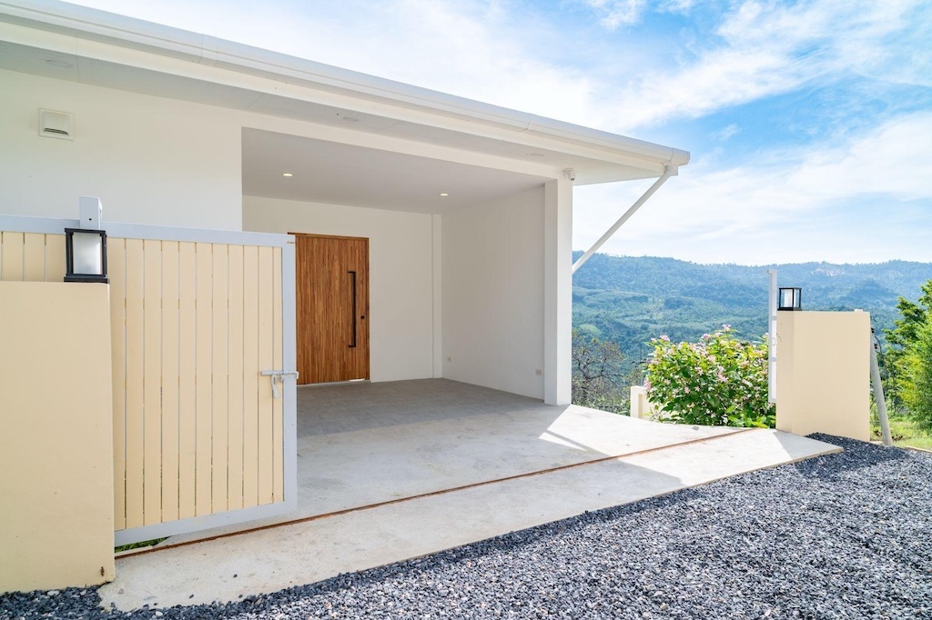 Koh Samui Villa For Longterm Rent In Bophut Parking