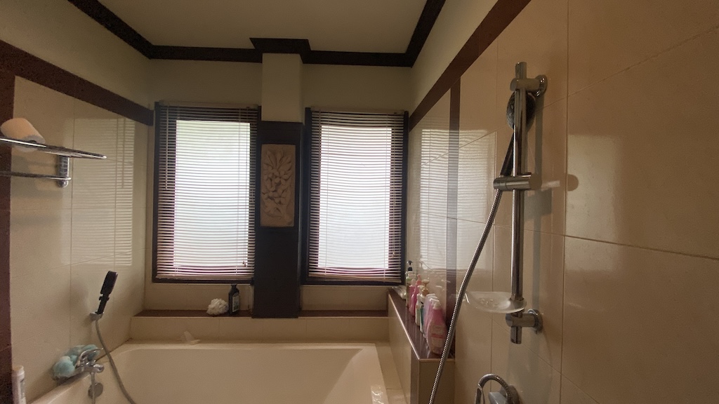 Koh Samui Villa For Sale in Taling Ngam Bathroom