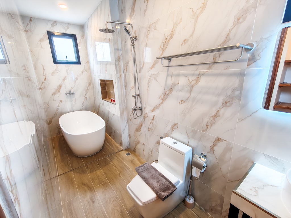 Lamai Hillside Villas Bathroom