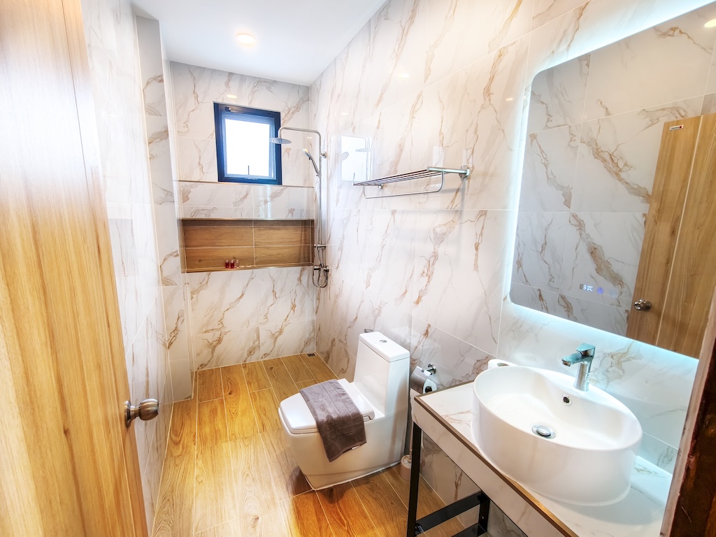 Lamai Hillside Villas Bathroom