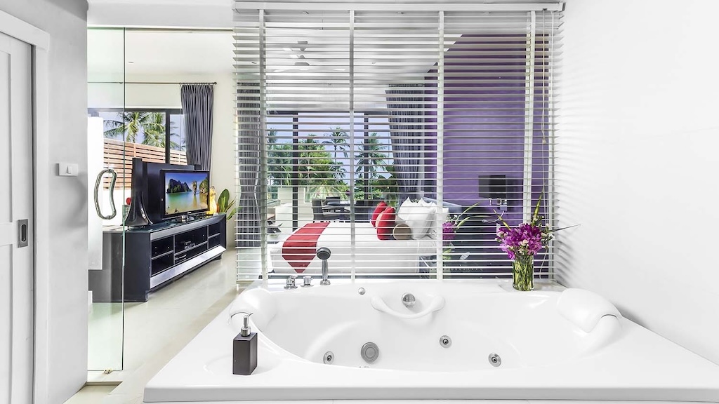 Lamai Penthouse Apartments For Sale Bathtub