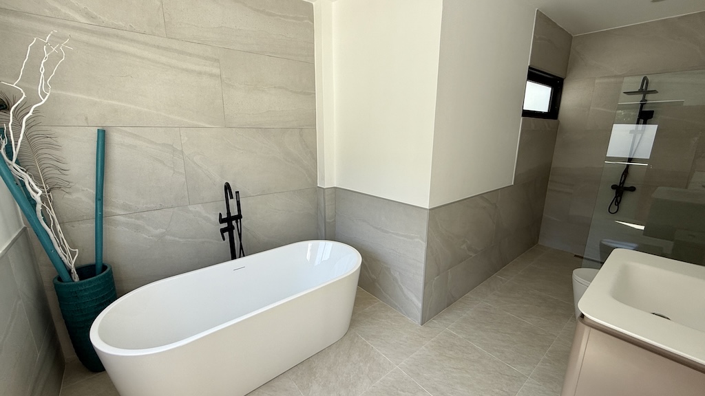 Property For Sale In Plai Laem Bathroom