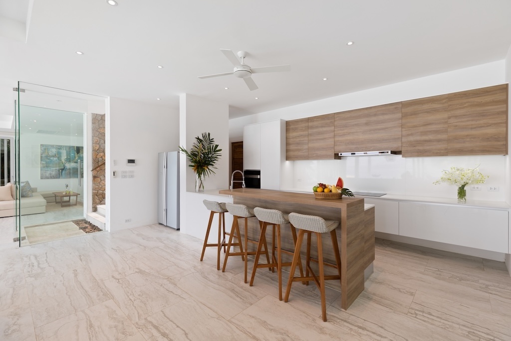 Villa Blue Amber Kitchen