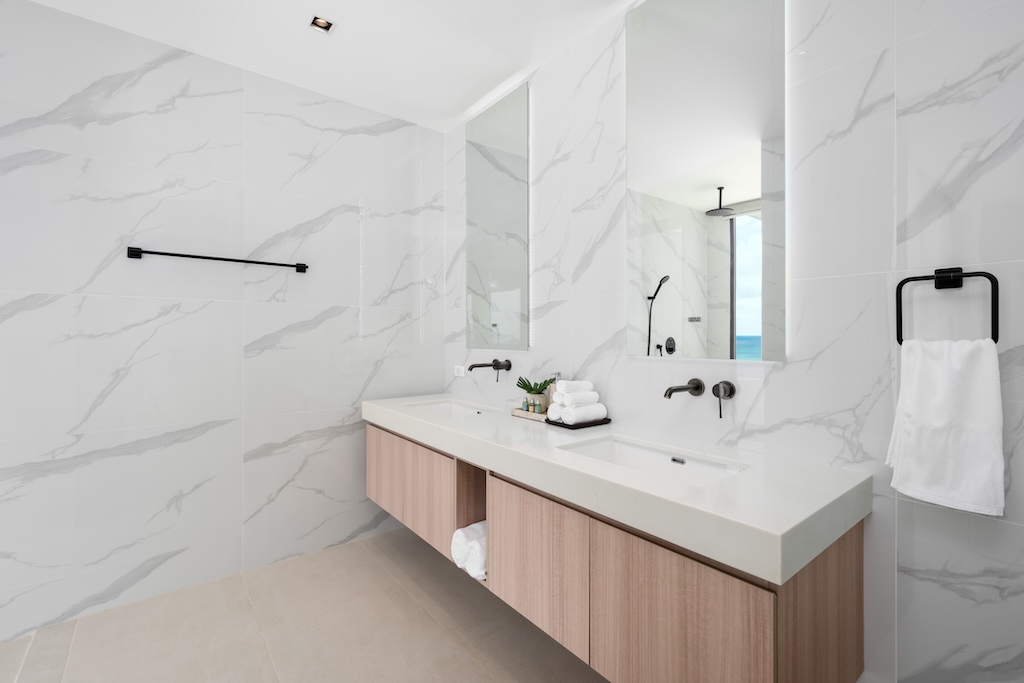 Villa D'Oro Koh Samui Bathroom