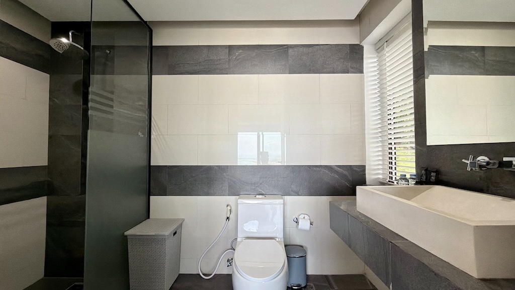 Villa Enam Koh Samui Bathroom