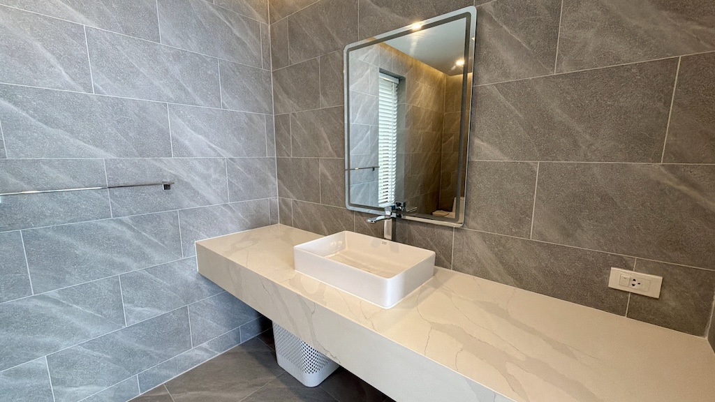 Villa Satu Koh Samui bathroom