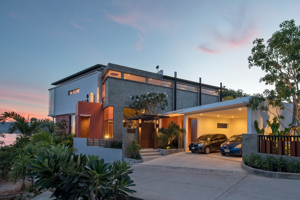 Villa Sea Senses Parking