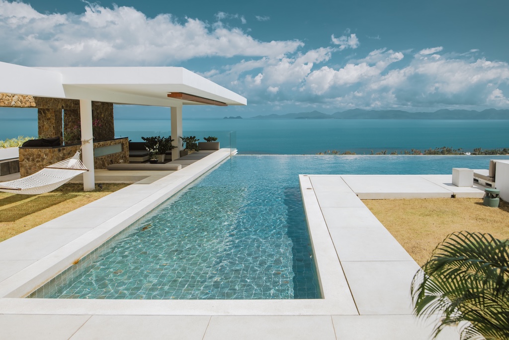 Grand Blue View Estate Swimming Pool