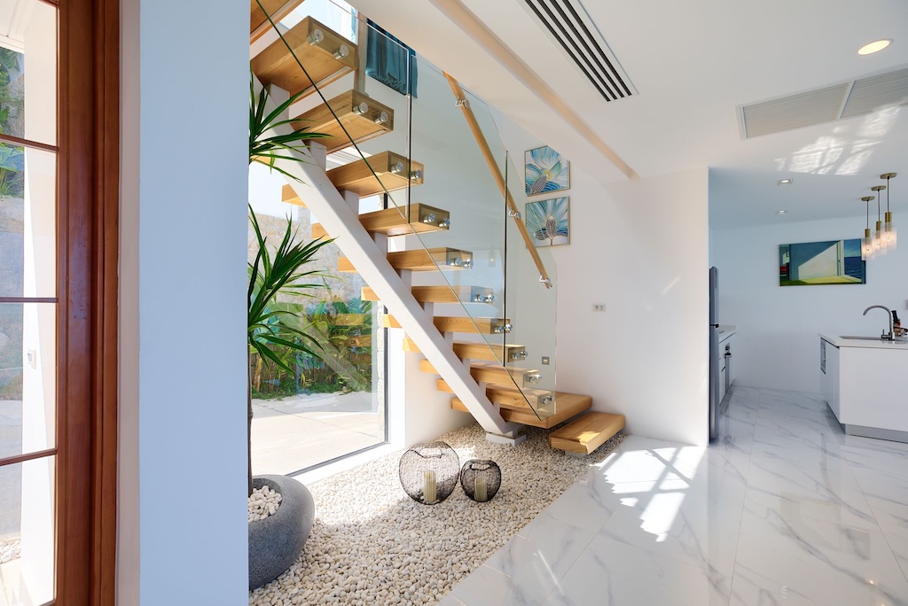 Koh Samui 5 bedroom Property For Sale Stairs