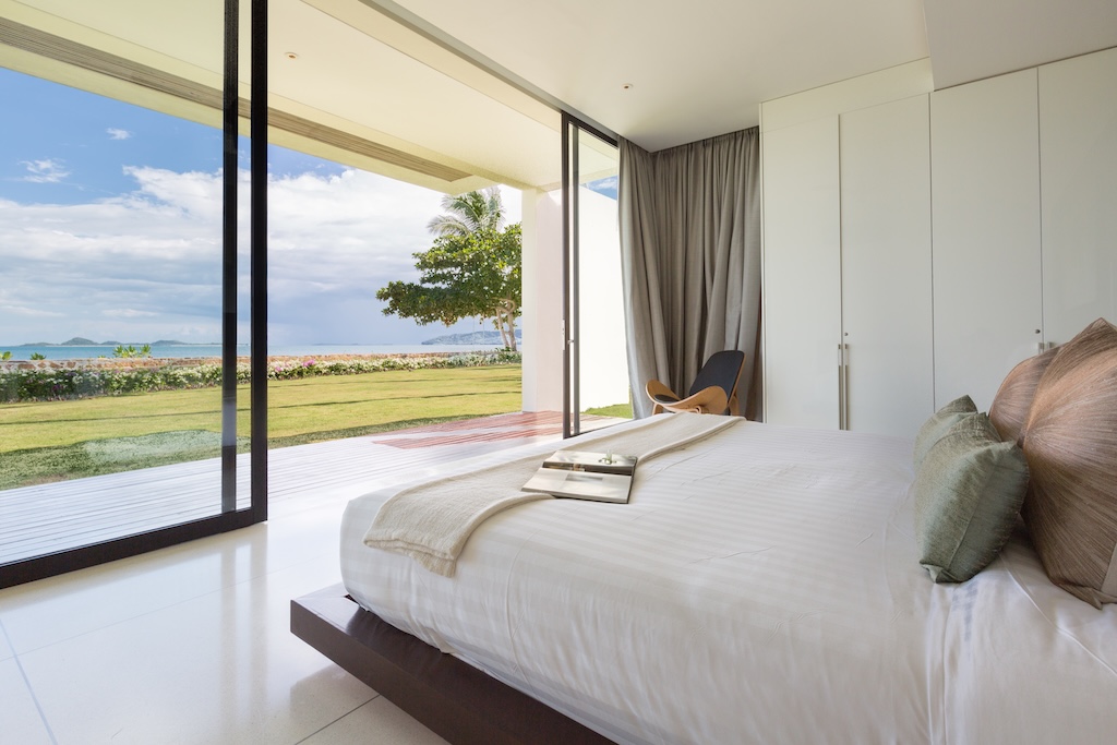 Koh Samui Modern Beachfront Property Bedroom