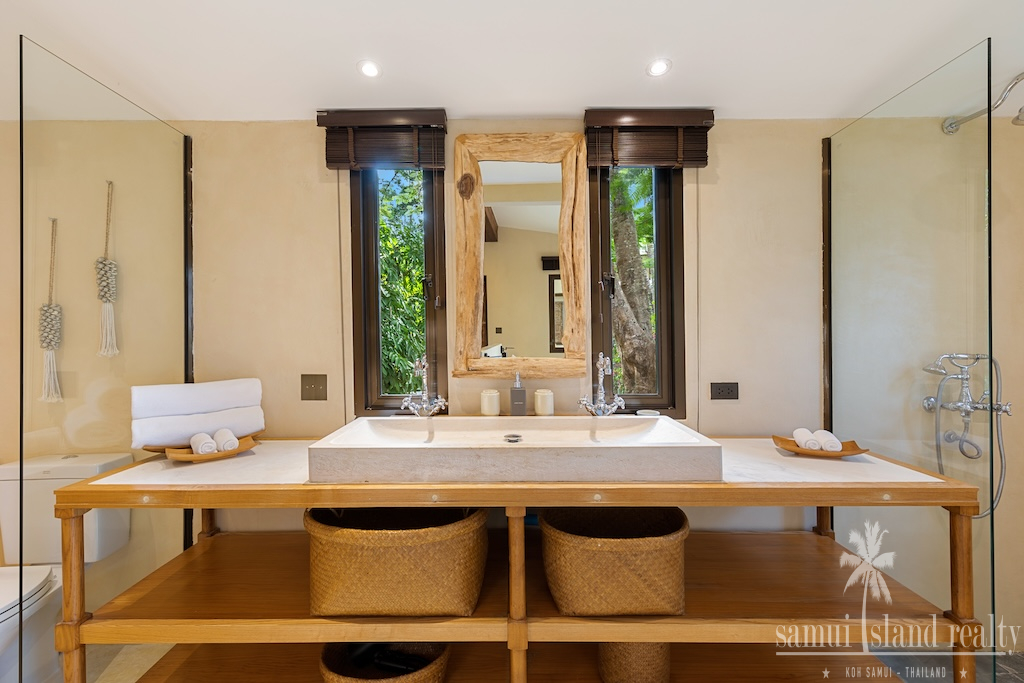 Luxury Koh Samui Property In Chaweng Noi Bathroom