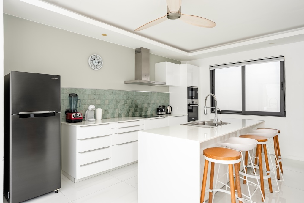 Modern Maenam Villa For Sale Kitchen