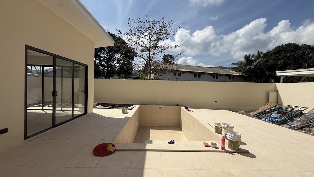 Newly Completed Maenam Villa Pool